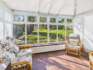 Sun room - click for photo gallery